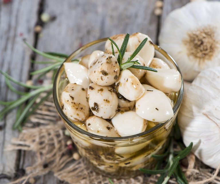 Ağızdaki sarımsak kokusu nasıl geçer? Uplifers