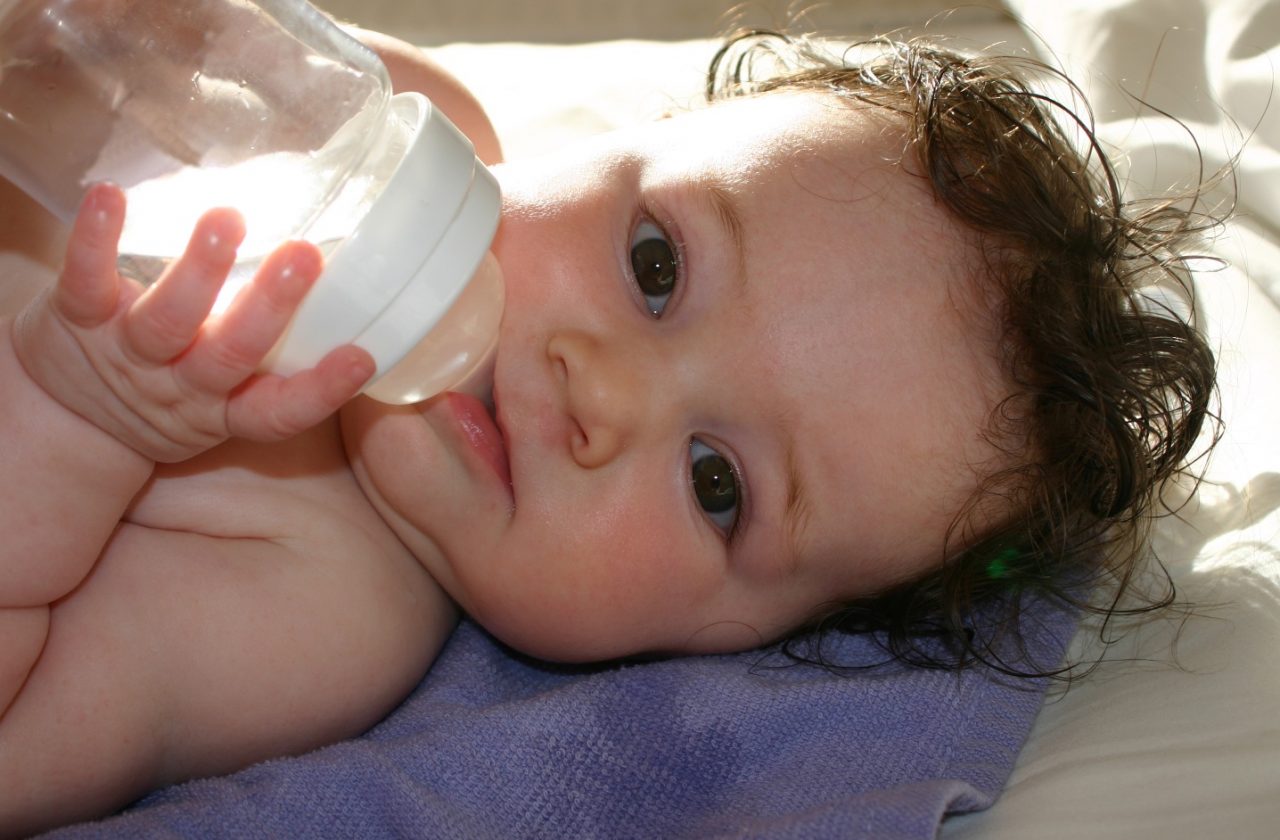 BFB-Baby-drinking-bottle-water