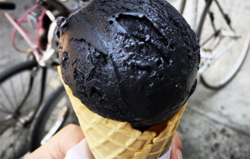 activated-charcoal-ice-cream