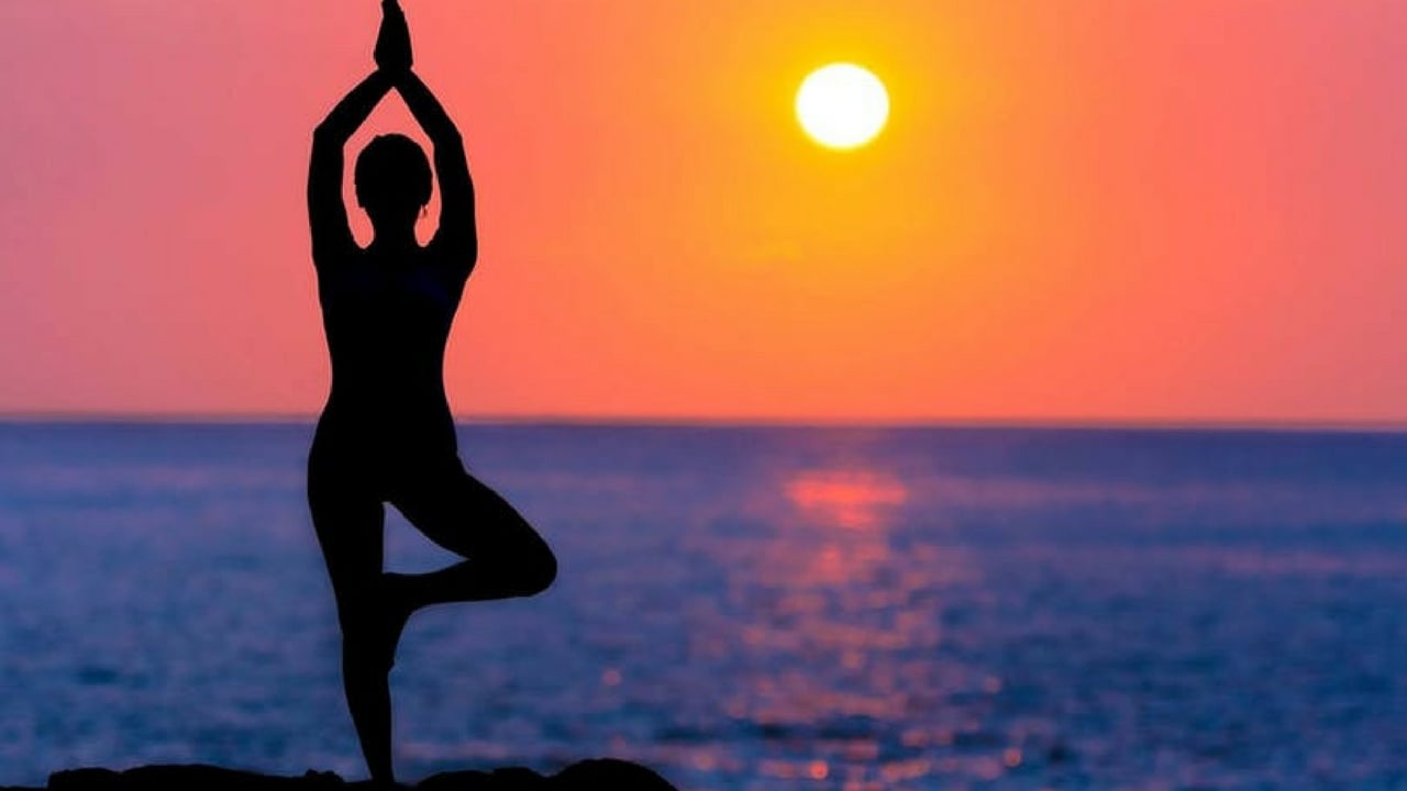 Yoga nedir? Yeni başlayanlar için yoga rehberi ve temel yoga duruşları -  Uplifers