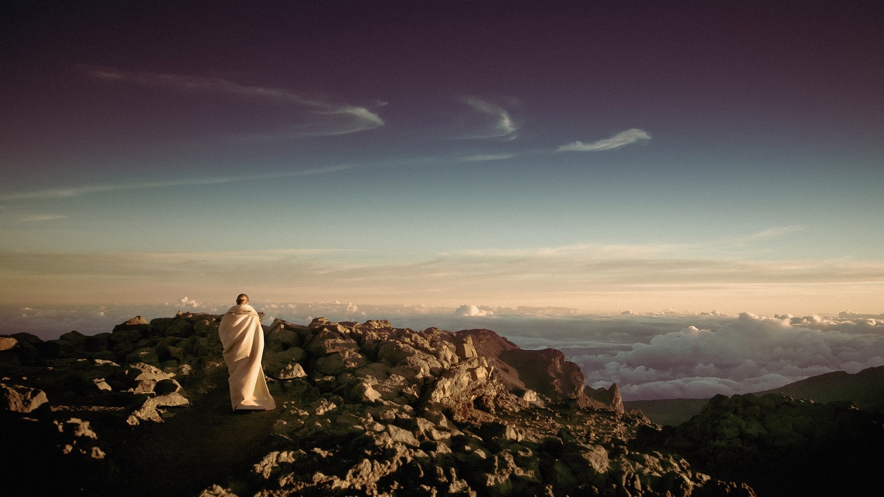 Hangisi sana daha yakın: Özün mü sahip oldukların mı?