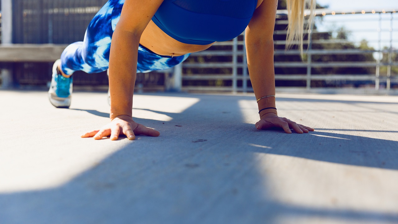 Düzenli olarak plank egzersizi yaptığınızda vücudunuzda neler oluyor?