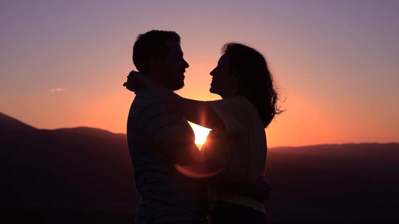 Eski sevgiliden arkadaş olur mu? - Uplifers