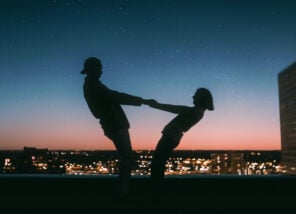 İlişkilerde “ben” ve “biz” dengesi: Birlikte olurken kendini kaybetmemek İlişkilerde “ben” ve “biz” dengesi: Birlikte olurken kendini kaybetmemek