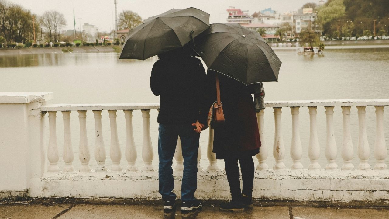 İlişki anksiyetesiyle nasıl başa çıkılır?