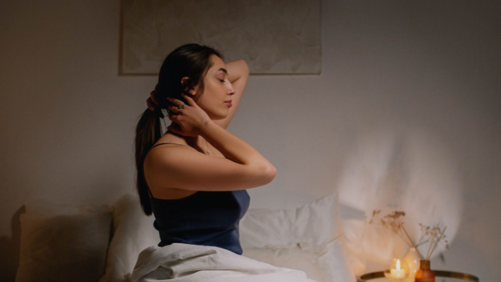 Gece terlemesi neden olur? Gece terlemesinin olası nedenleri