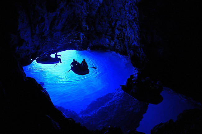 Mavi Mağara, Hırvatistan
