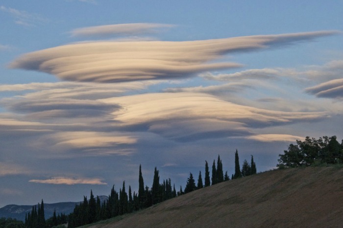 lenticular clouds fransa