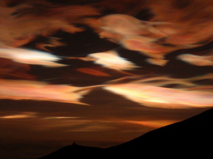 nacreous clouds antarctica