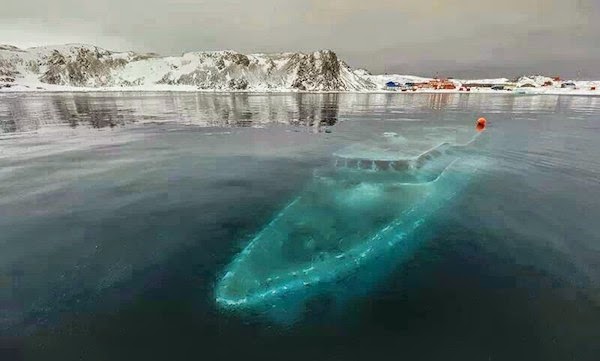 donmuş bir tekne