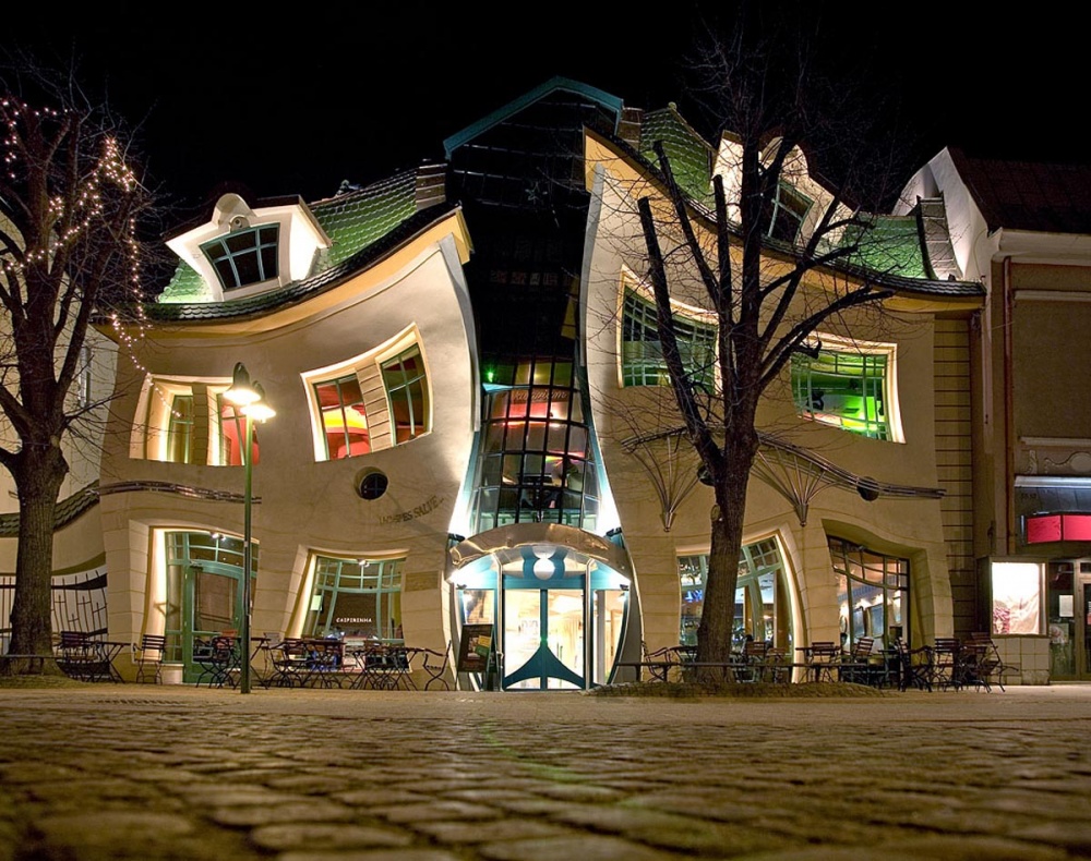 The Crooked House, Sopot, Polonya
