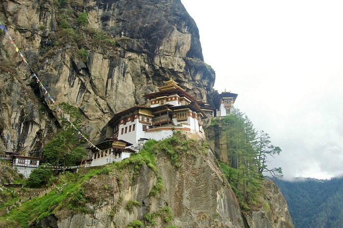 taktsang palphug monastery in bhutan