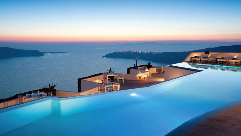 Grace Santorini, Greece