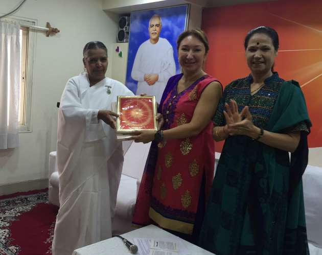 Hindistan seyahat notlarım: Yaşayan tanrıça Dr. Sudha Kankaria ve üçüncü göz eğitimi