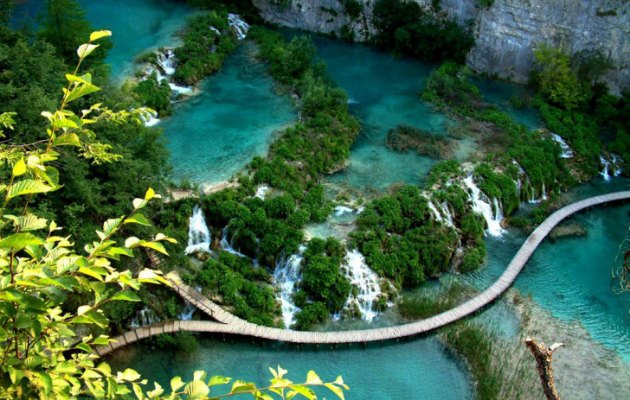 Doğa içinde huzuru bulabileceğiniz bir yer: Plitvice Gölü Milli Parkı